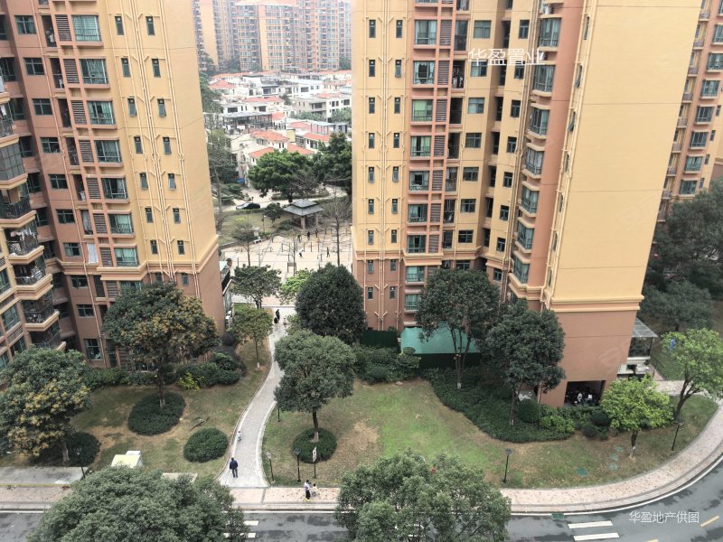 丰泰东海城堡 高绿化 中间楼层 南北通透 精装修 刚需小三居