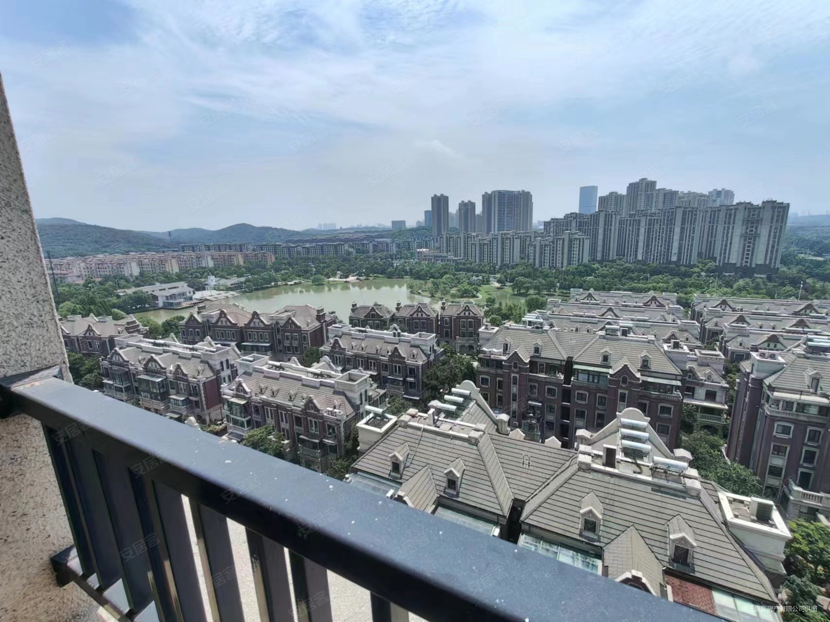 润城御珑湖3室2厅2卫155.33㎡南北188万