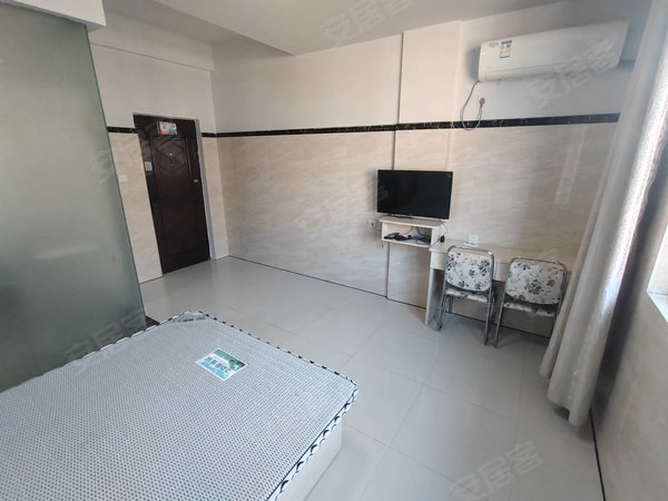 金华婺城婺城江南金华之心本人房東，金华之心南，电梯大通间，押一付一，近世贸金职院出租房源真实图片