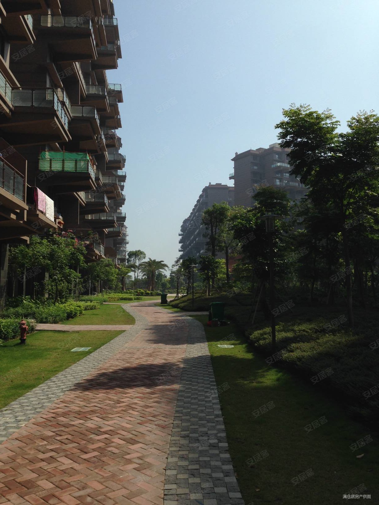 新景国际外滩一期高层 精装好房 双卫生间 楼层好 商品房!