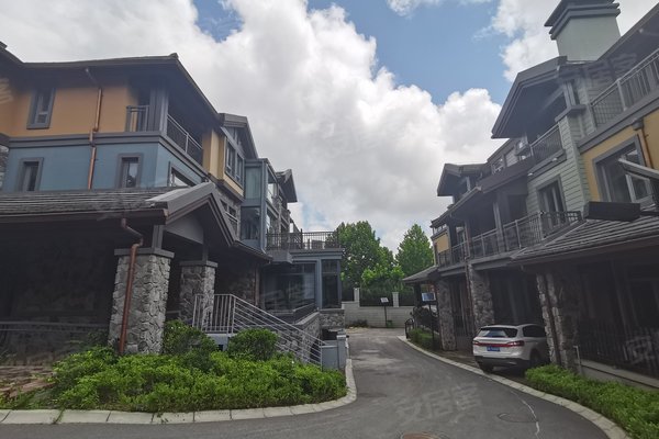 万科青岛小镇(别墅)