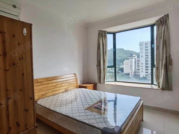 珠海香洲拱北御花园华桥宾馆巴士站旁御花园电梯3房1卫看房有钥匙出租