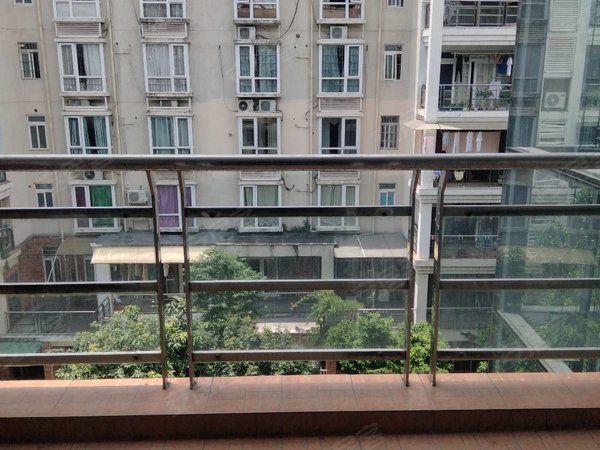 广州增城新塘新康花园增城新塘~新康花园,精装三房,拎包入住出租房源