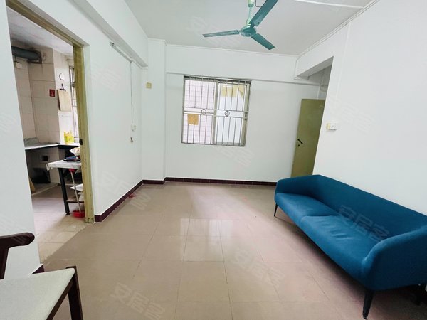 广州海珠南洲万华花园万华花园 低楼层两房 保养新净简洁 有钥匙随时