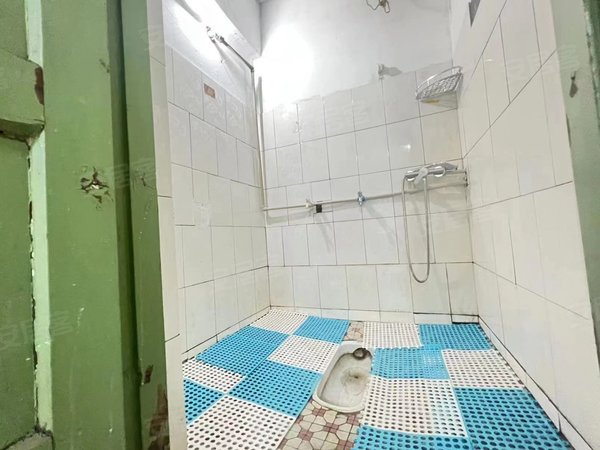 【多图】怡景大厦,临江门租房,重医附二院旁 电梯1房家电齐全 拎包
