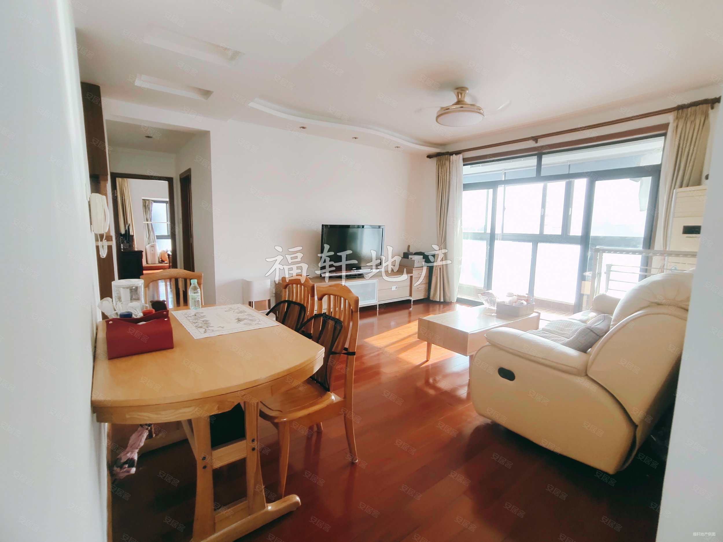 实拍  更好谈(清水颐园)两梯两户,精装修带车位,满五年