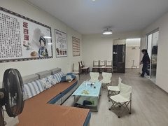 来宾兴宾兴宾城区水户皇门大三房，有4台空调，床柜子都可以配齐，拎包入住出租房源真实图片