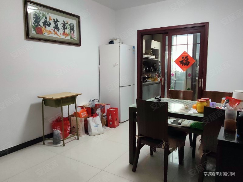 渔阳花园中高楼层南北通透三居两卫