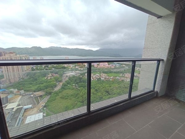 深圳盐田沙头角蓝郡公馆蓝郡公馆 出租,精装修3居室 车位足,社区好