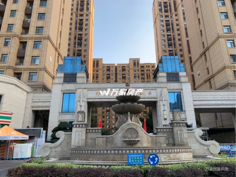 河景房 低价出售  精装修  两室两厅 双气地暖  拎包入住