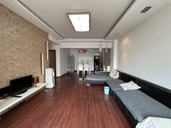 巴中巴州南坝雍景湾两居室 包物业10000年 家具家电齐全,拎包入住出租房源真实图片