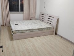 丹东东港西海关吉安小区步梯2楼  1100一个月包取暖出租房源真实图片