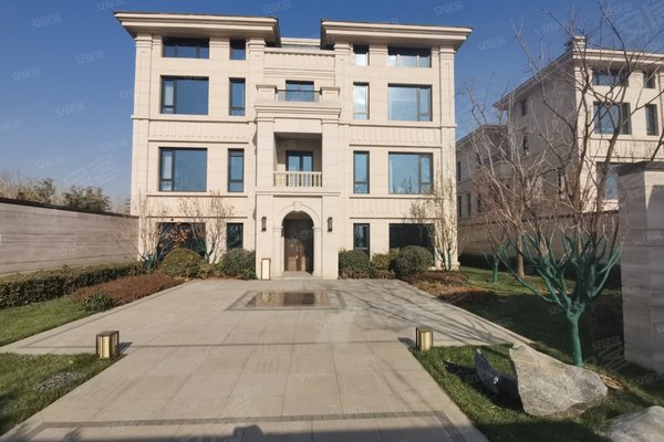 小区问答 专家解读 实景图 1 / 1   均价 暂无 物业类型: 别墅