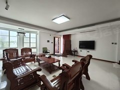 福州晋安五四北甄选房源 居住主题公园桂湖南郡 5室3厅4卫 精装修203出租房源真实图片