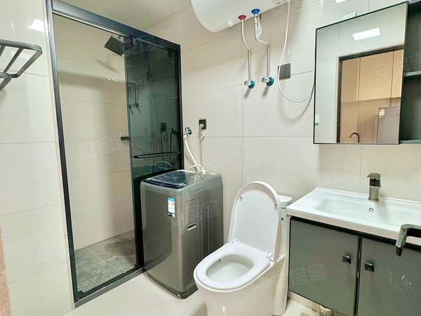 金华东阳横店昌胜路13号楼横国大酒店后明附近精装公寓 可月付 拎包入住 随时看房出租房源真实图片