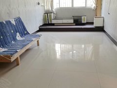 桂林七星玉满大酒楼大2房 步梯3楼 1梯两户 南北通透 三里店育才小学旁出租房源真实图片