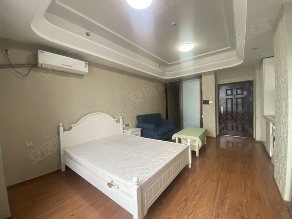 金华金东多湖万达广场万达广场拎包入住，家具家电齐全，楼层高，视野开阔出租房源真实图片