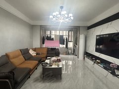 青州青州城区泰华城近圣水,翰林苑电梯精装3室,带家具家电,带车位,领包入住出租房源真实图片