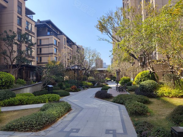 厦门翔安翔安新城建发书香府邸建发书香精装三房 带车位 地铁旁 拎包