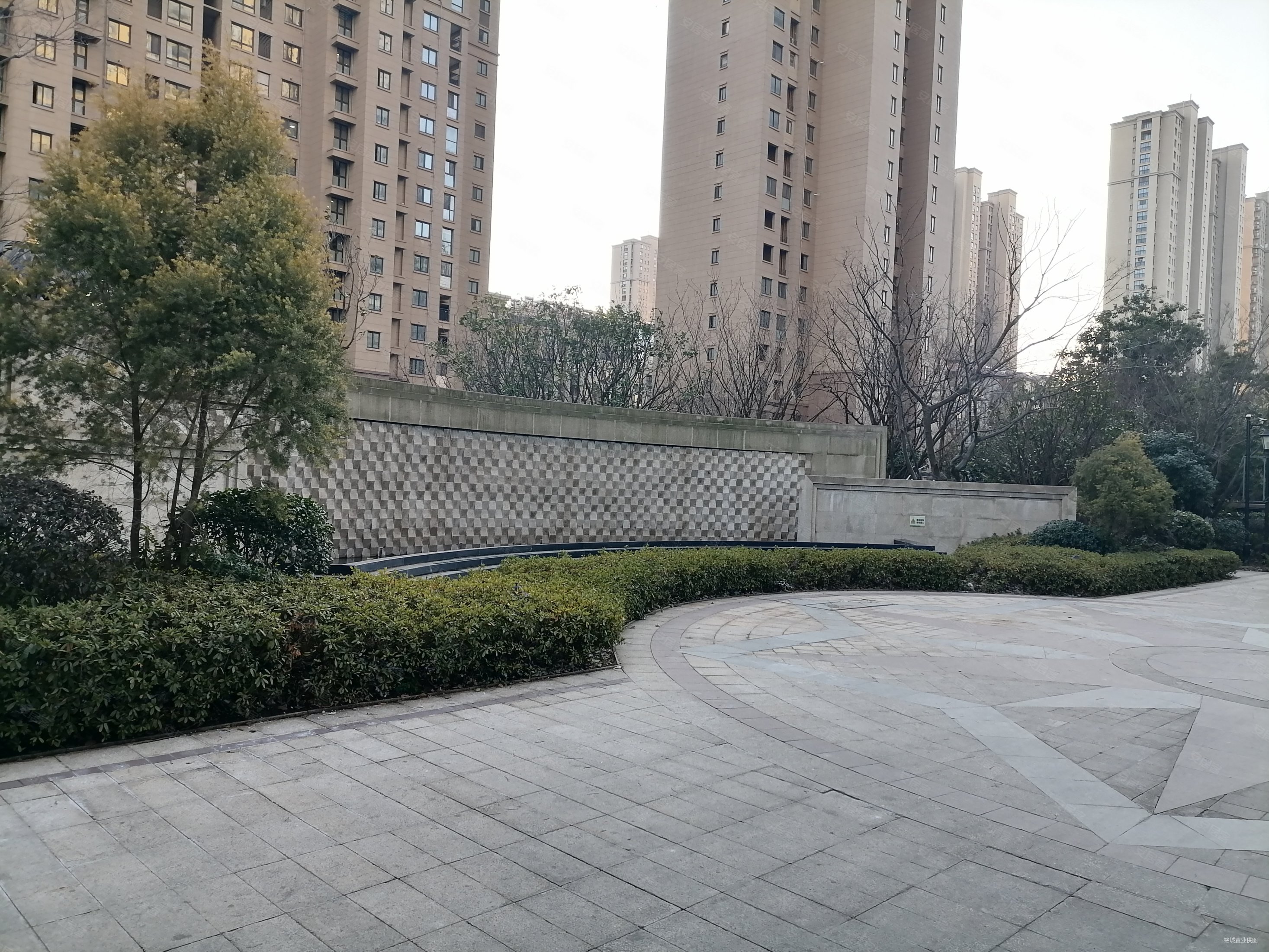 丹阳二手房 东方皮革城二手房 新欣市场二手房 吾悦华府金郡