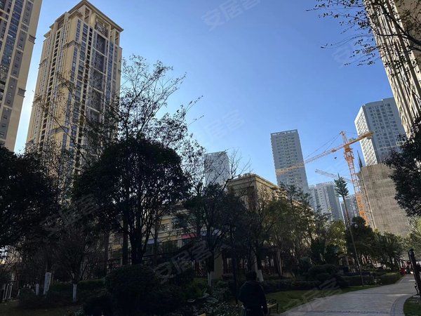 俊发城家具可配齐昆十中斜对面 | 价格可谈,盘龙租房-昆明58安居客