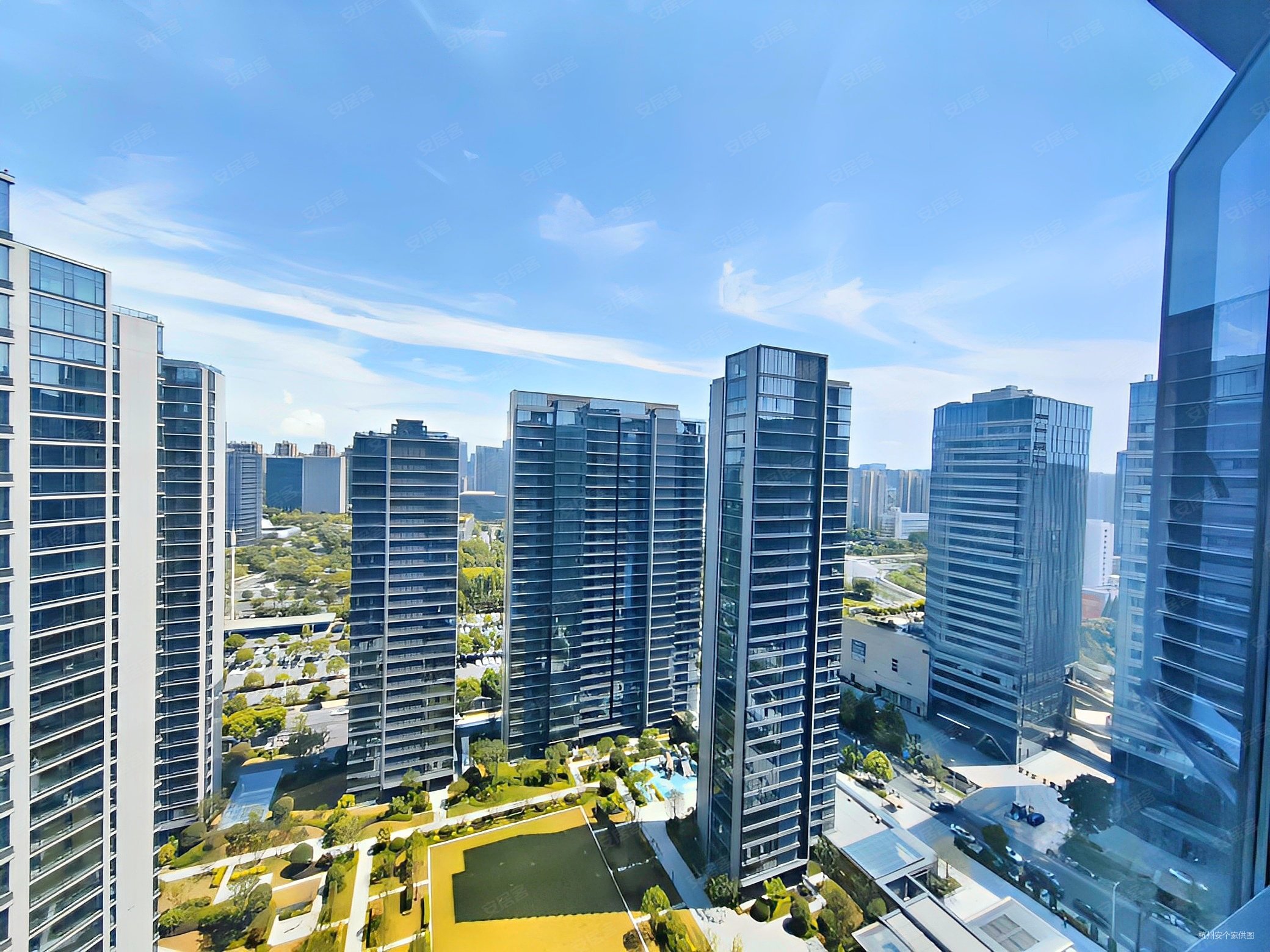 时代滨江丹枫四季