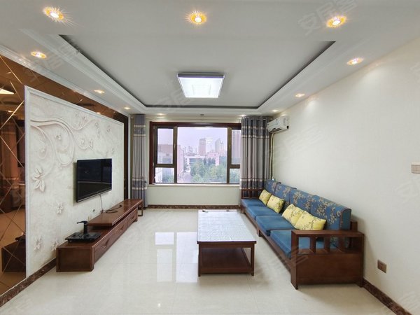 潍坊高新区东明中学恒信金玉豪府玉清学校近 金玉豪府 三室精装 欧龙