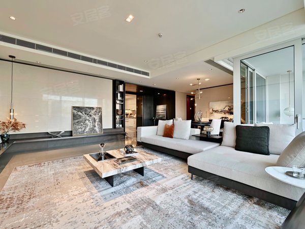 【多图】侨鑫汇悦台,珠江新城东租房,顶及豪宅汇悦台 奢华阔气大客厅