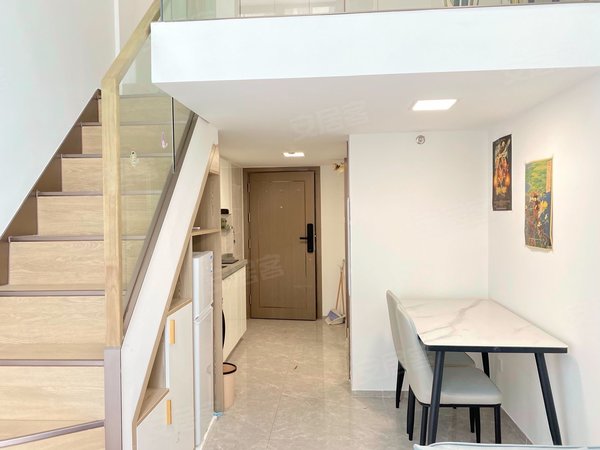 佛山禅城同济路越秀岭南隽庭(商住楼)越秀岭南悦公馆 豪装复式一房一