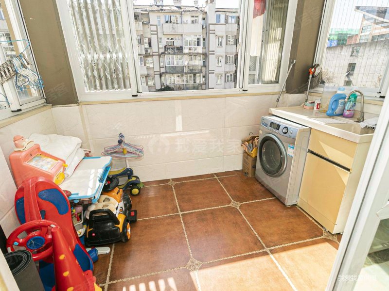 杭州房产网>杭州二手房>余杭二手房>闲林二手房>闲林山水丹枫苑>800