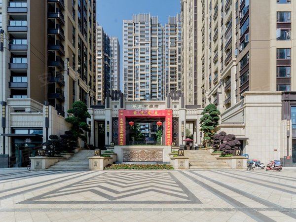 深圳宝安西乡华丰前海湾(一期)本人实拍,华丰一期双龙抱珠户型,三房两