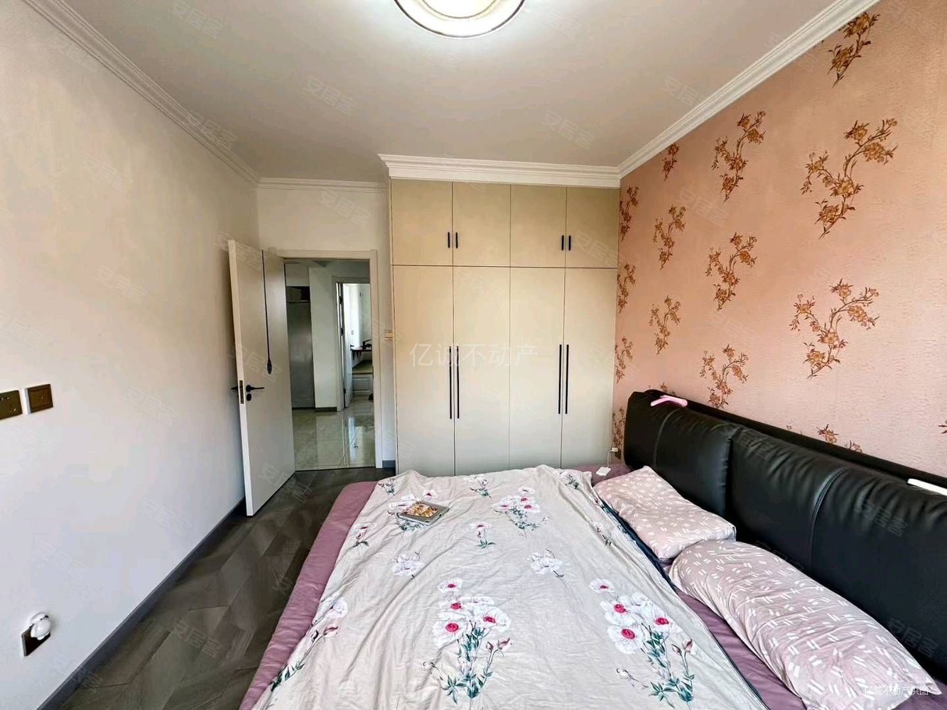 格林尚品3室2厅1卫104㎡南北57.9万