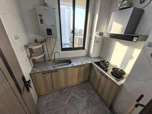 嘉兴南湖新丰镇和雅新家园林泾里林泾里2室1厅1卫，带阳台，近邬桥，开发区，押一付一，可短租出租房源真实图片