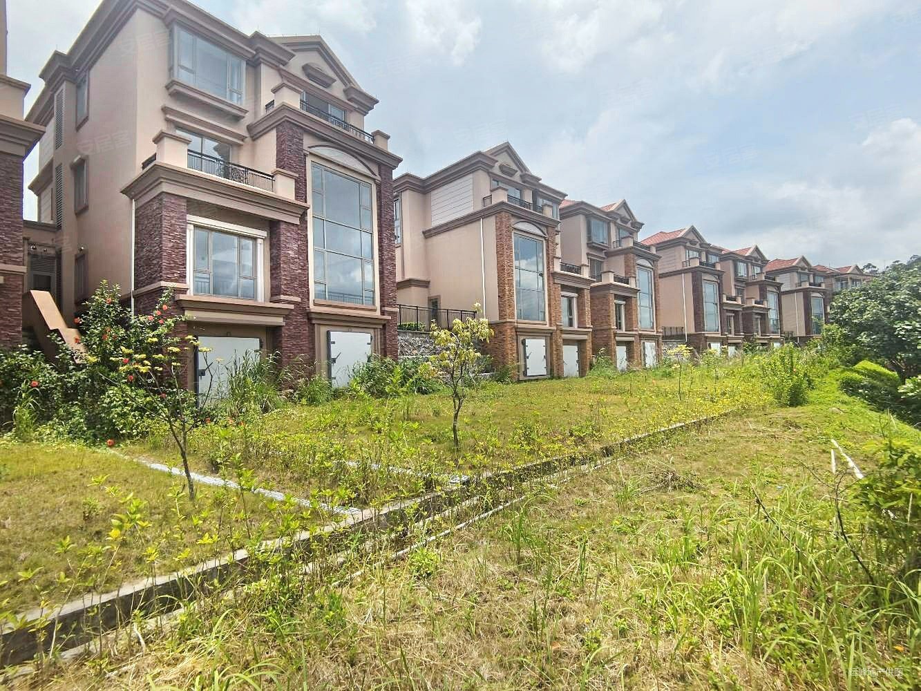 海逸豪庭御峰别墅