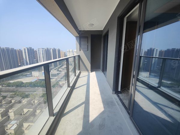 绍兴柯桥柯岩元垄城镜园元垄城镜园中央空调带地暖精装四房出租出租