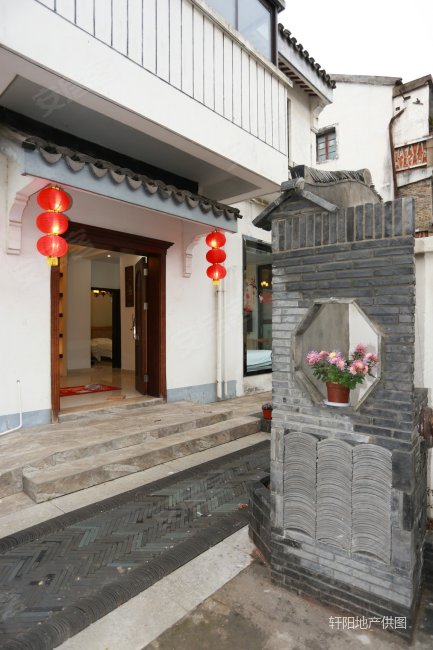 梧桐栖凤商苑7室2厅8卫390万190平方米