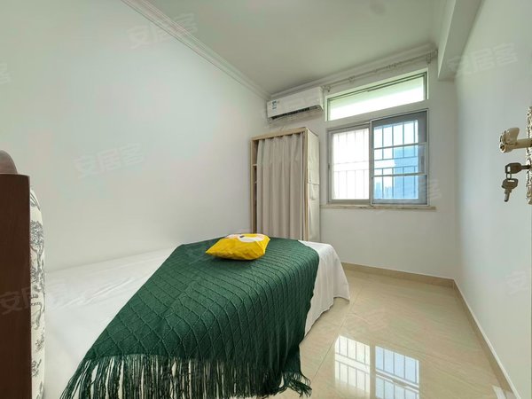 深圳宝安新安泰华大厦押一付一 泰华大厦 精装3房 第一次出租 近灵芝