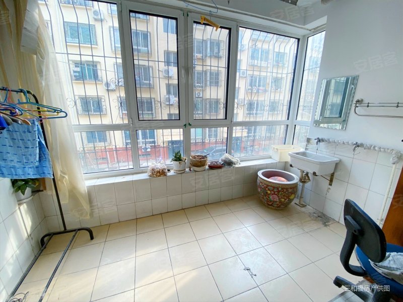 洪家楼山大北路区政府实验附近天舒居三室两厅两卫带车位