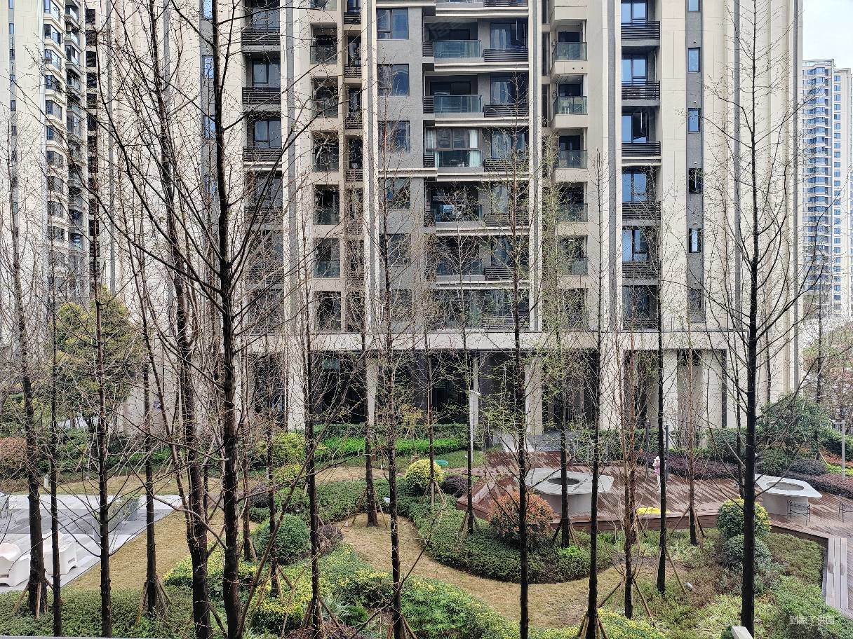 业主诚心急售 礼嘉天街旁边昱湖壹号铂岸 朝中庭安静,龙湖昱湖壹号铂