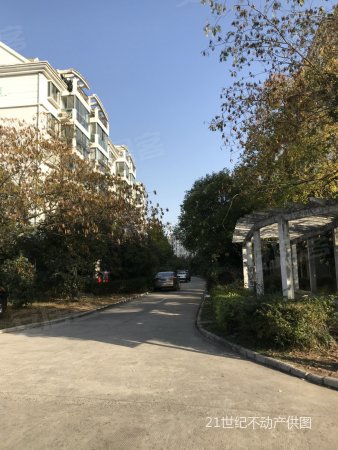 寿县 现代汉城 精装修 2室2厅 前后双阳台 前无遮挡采光