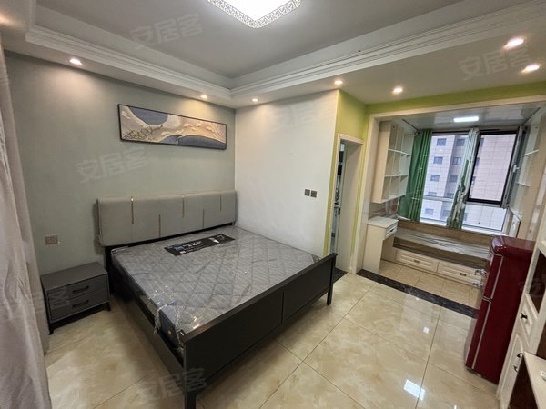 菏泽牡丹万达广场中达御园紧临万达广场 中达御园精装一室一厅 民用