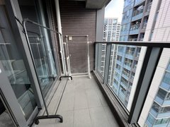 广州海珠万胜围MO公寓 性价比高 两房 全新家具出租  密码看房快快出租房源真实图片