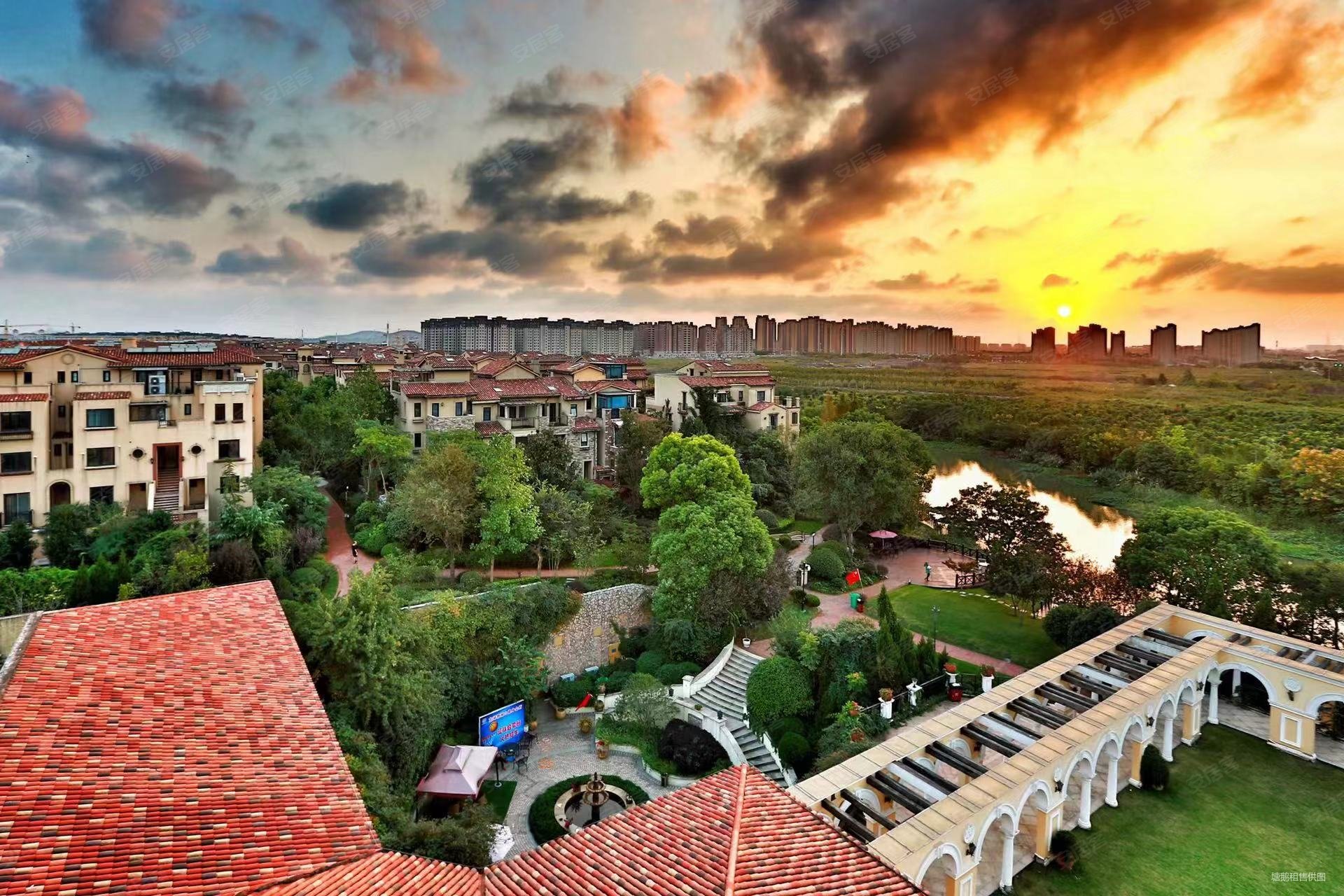 龙湖滟澜山二期公寓住宅