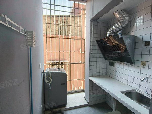 【多图】西坊别墅区,松岗租房,西坊别墅区近琥珀市场,电梯精装干净大