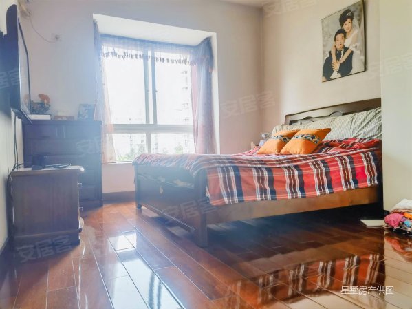 带入户 单价6000多买步行街轻轨旁 精装三房,秋实景苑二手房,87万,3室