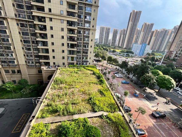 南宁西乡塘北湖鑫邦华府北湖商业中心鑫邦华府 地铁口三房南北通透 精