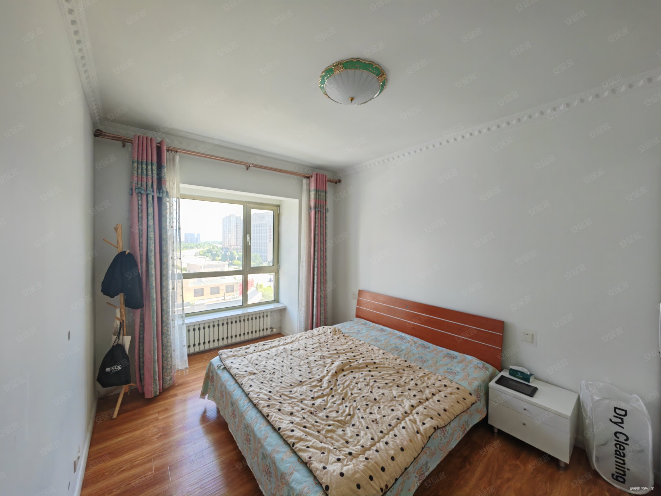 上东城小区3室1厅2卫108.6㎡南北69万