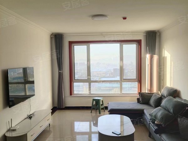 莱芜莱城莱城城区香山名郡香山名郡 3室 家具家电齐全 伶包入住 双气