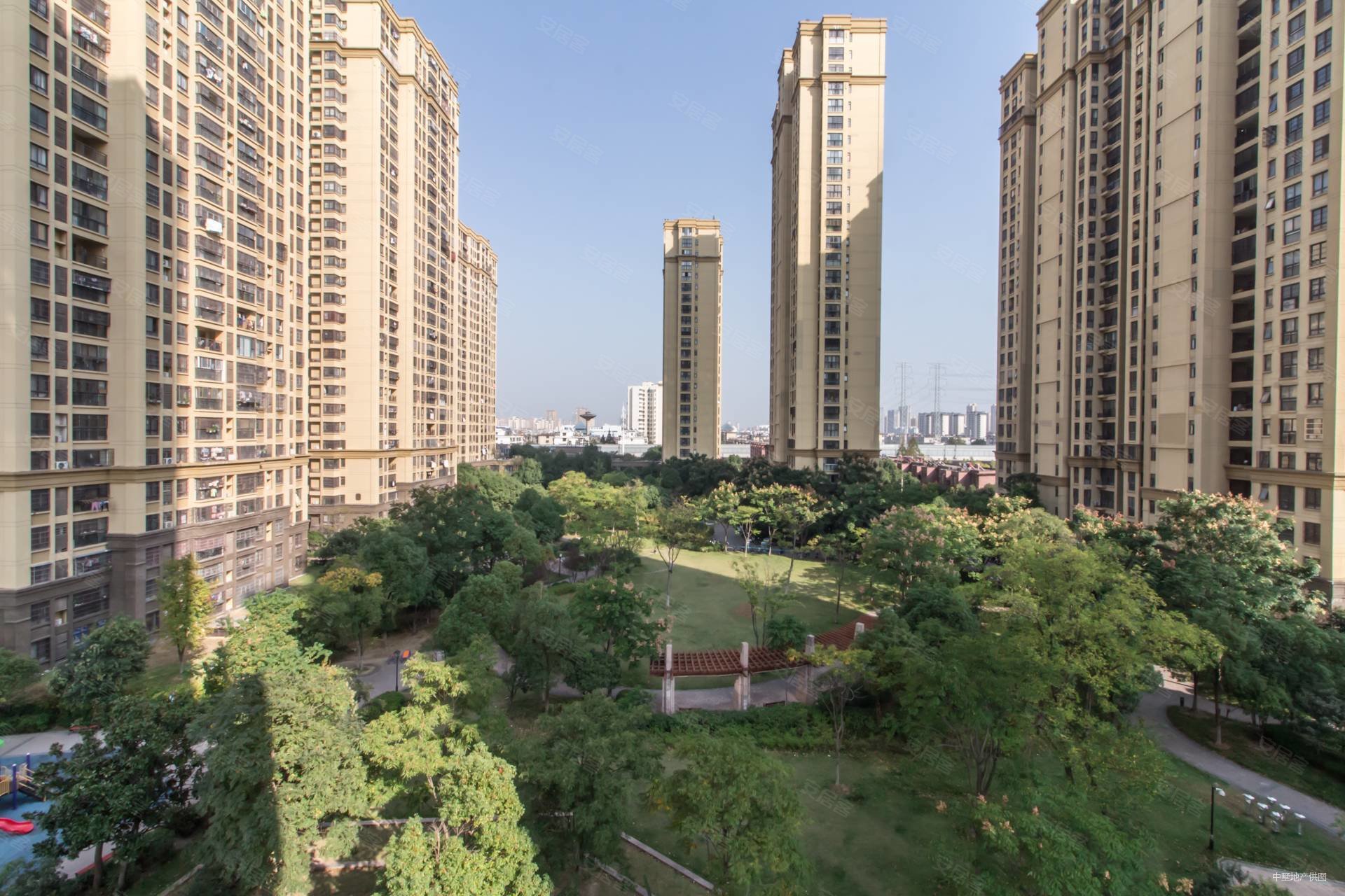 合肥房产网>合肥二手房>瑶海二手房>长江批发市场二手房>金辉枫尚>