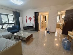 新沂新华路市一中碧桂园三室两卫带地暖，4个空调，家具家电齐全拎包入住随时看房出租房源真实图片